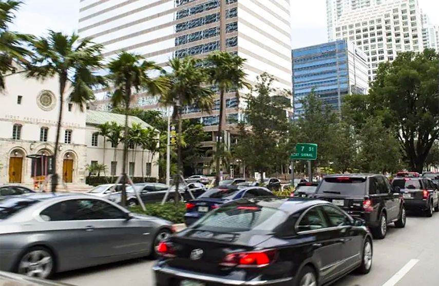 La congestión vehicular afecta el acceso y salida del centro de Miami. La congestión vehicular afecta el acceso y salida del centro de Miami.