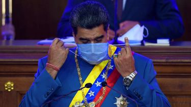 Nicolás Maduro se prepara para su presentar su informe anual ante la Asamblea Nacional chavista, en Caracas.