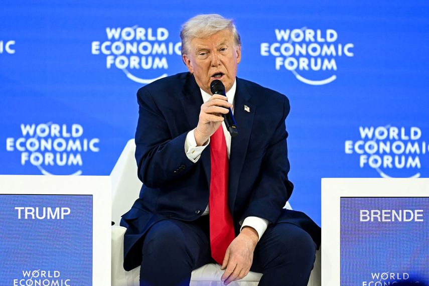 El presidente de Estados Unidos Donald J. Trump durante una rueda de preguntas y respuestas como parte del Foro Económicos Mundial de Davos, Suiza.