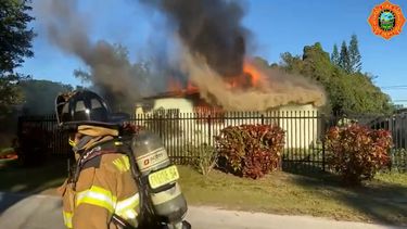 Incendio en el noroeste de Miami-Dade.