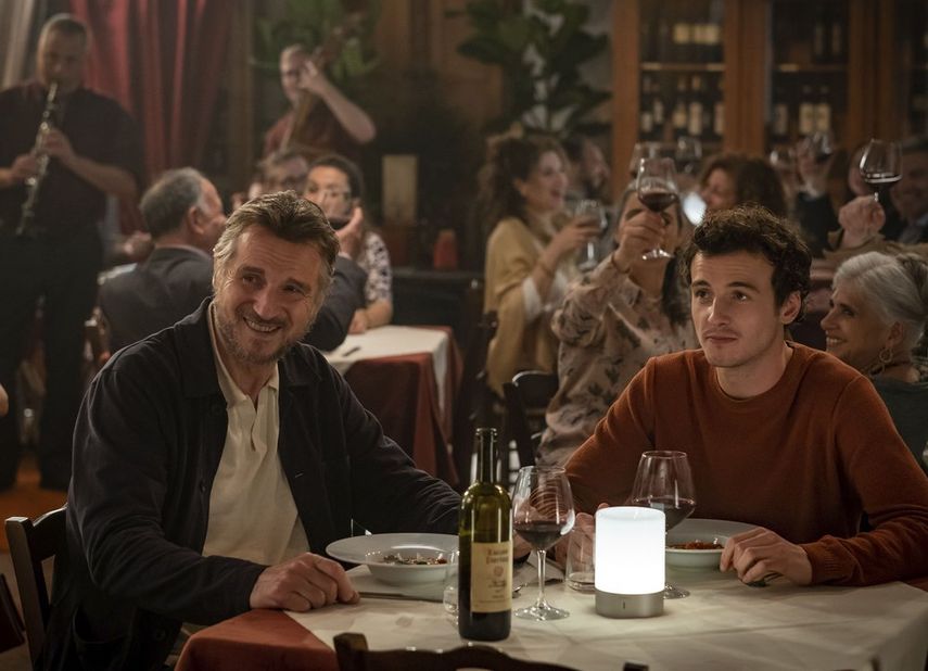 En esta imagen difundida por IFC Films, Liam Neeson y su hijo Miche&aacute;l Richardson, a la derecha, en una escena de Made In Italy.&nbsp;
