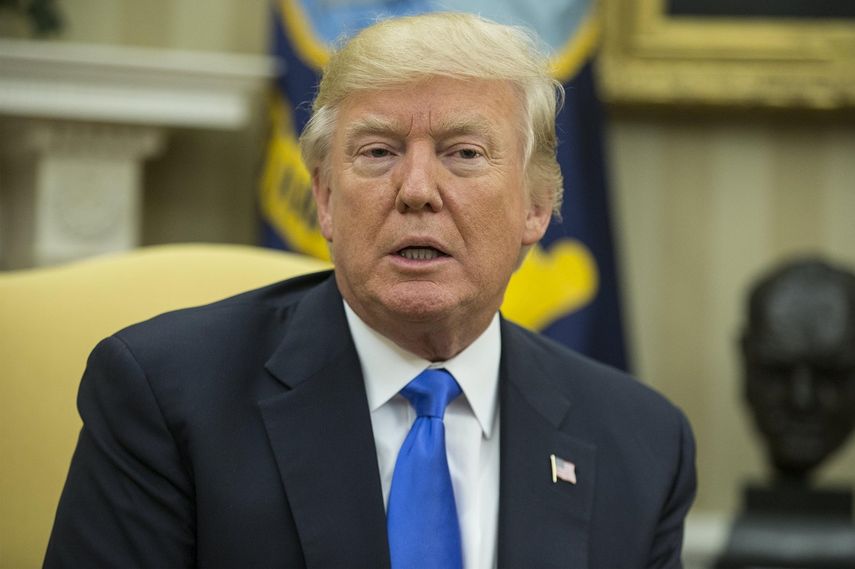 El presidente de Estados Unidos,&nbsp;Donald&nbsp;Trump, se dirige a los medios informativos en el Despacho Oval de la Casa Blanca, en Washington, Estados Unidos, este 9 de junio de 2017.&nbsp;