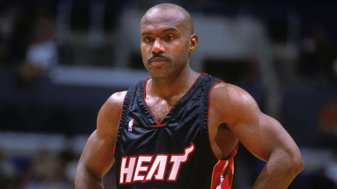 Hardaway es uno de los pocos jugadores que el Heat ha retirado el número de camiseta