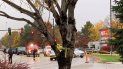 Policías acordonan una calle fuera de un centro comercial después de un tiroteo, el lunes 25 de octubre de 2021, en Boise, Idaho. Policías acordonan una calle fuera de un centro comercial después de un tiroteo, el lunes 25 de octubre de 2021, en Boise, Idaho.