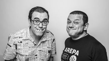 Los humoristas venezolanos Laureano Márquez y Emilo Lovera.&nbsp; 