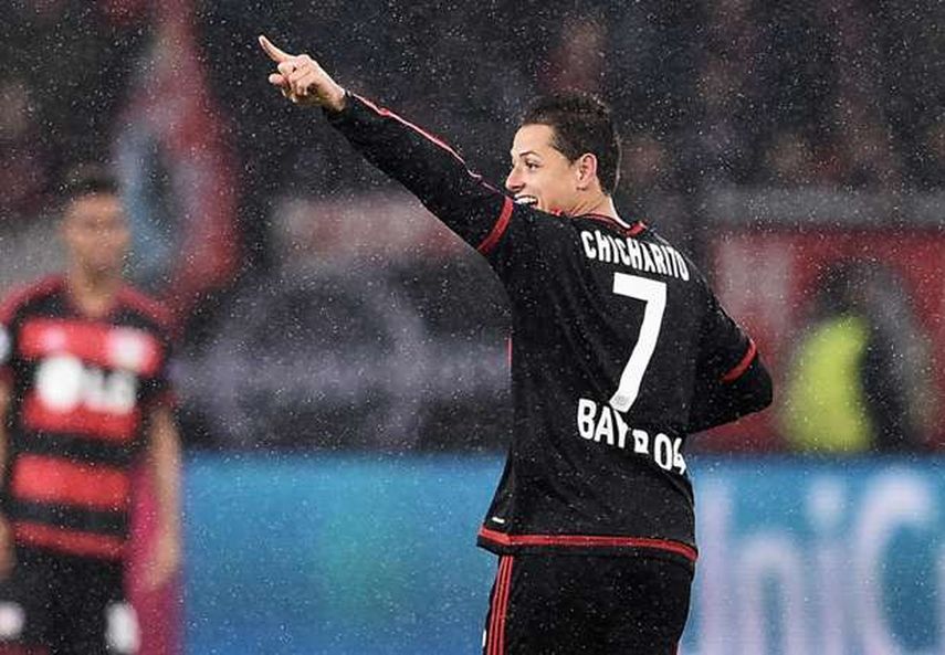 Chicharito Hernández fue fichado por el Manchester United en el 2010 procedente del Guadalajara, su club de origen, en el que militó cuatro temporadas. (ARCHIVO)