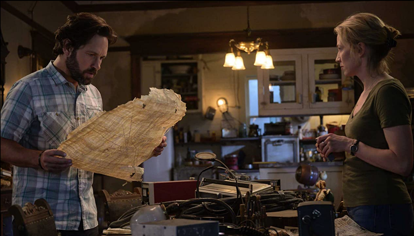 Paul Rudd y Carrie Coon en una escena de la película Ghostbusters: Afterlife (Cazafantasmas: Más allá). &nbsp;