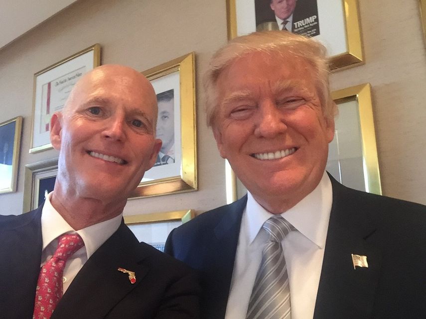 Scott y Trump se tomaron un selfie tras su reunión en Nueva York.