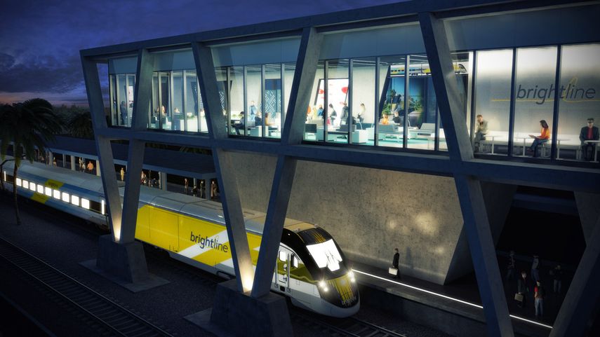 Un tren rápido que ejecuta uno los trayectos de prueba de la compañía&nbsp;Brightline hace su entrada a la estación de West Palm Beach.