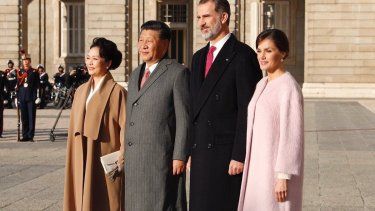 Recibimiento oficial de los reyes Felipe VI y Letizia al presidente de la República Popular China, Sr. Xi Jinping y su esposa, Peng Liyuan, en una visita de Estado de China en 2018.