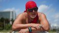 El nadador cubano Nino Fraguela, en Miami Beach, el 26 de marzo del 2024, se prepara para tres travesía en aguas abiertas. 