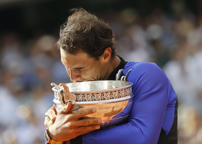 Nadal &nbsp;ganó en París por tercera vez en su carrera sin ceder un set, tras haberlo hecho en 2008 y 2010.