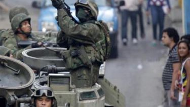 Militares en Favelas. Foto EFE