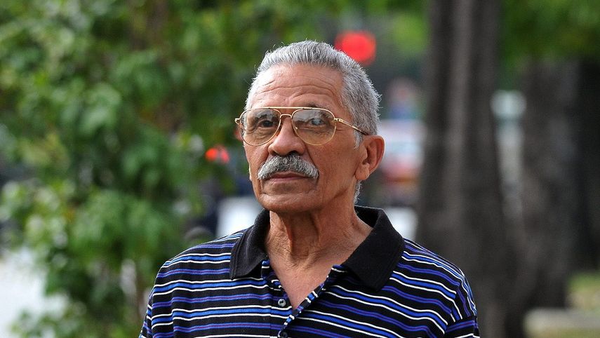 Imagen de archivo del disidente cubano&nbsp;Arnaldo&nbsp;Ramos&nbsp;Lauzurique, en noviembre de 2010, en La Habana.