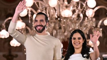 Nayib Bukele resultó reelecto con un apabullante respaldo ciudadano