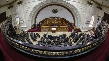 La Cámara se comprometió a seguir denunciando ante la comunidad internacional y sus diversas instancias el nuevo paso hacia la consolidación de una dictadura que el Parlamento percibe en lo ocurrido este viernes en Venezuela