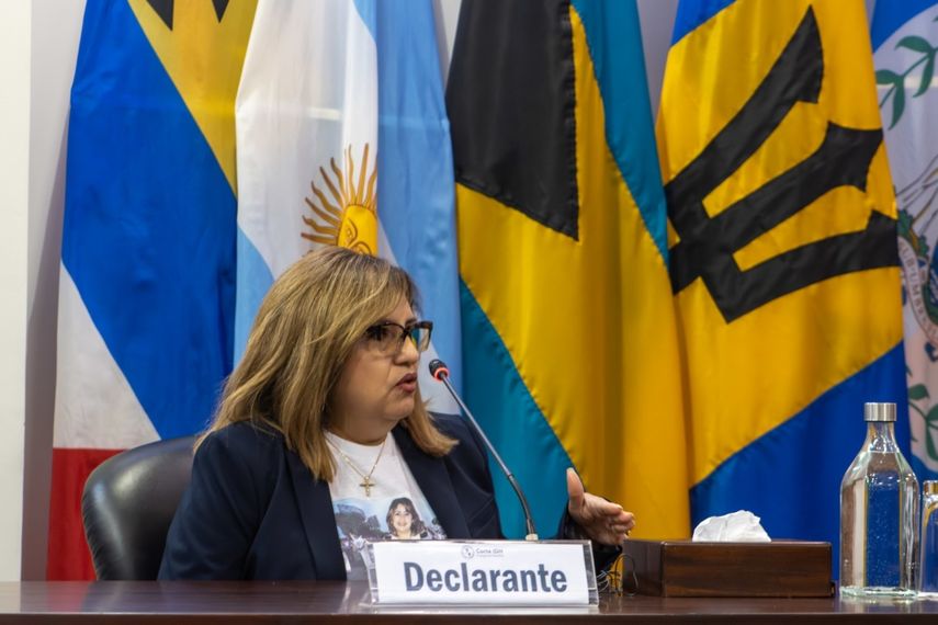 Aida Carrión, hermana de la fallecida Dina Carrión González.&nbsp;