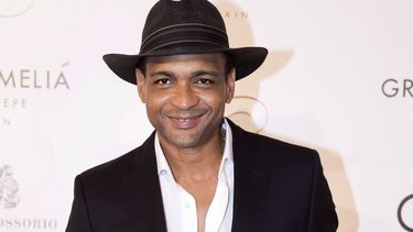 El pasado mes de septiembre, Descemer se presentó en un show vendido a total capaciadad en el James L. Knight Center de la ciudad de Miami.