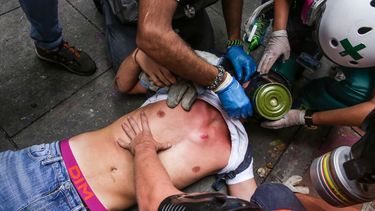 Desde el 1 de abril el país sudamericano vive una ola de manifestaciones a favor y en contra del Gobierno, algunas de las cuales han generado hechos violentos que se han saldado con 65 muertos.