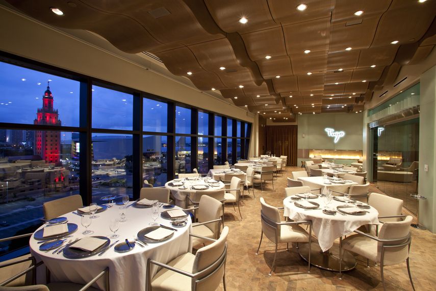 El restaurante Tuyo, ubicado en el último piso del Instituto Culinario de Miami, ofrece una linda vista de la ciudad.
