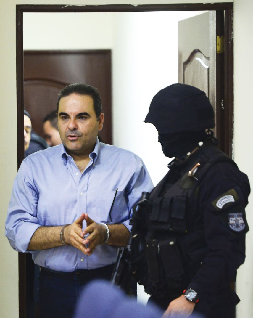 &nbsp;El expresidente de El Salvador Elias Antonio Saca(2004-2009) comparece &nbsp;en una audiencia por delitos de corrupción 2016, en el Centro Judicial Isidro Menéndez de San Salvador.