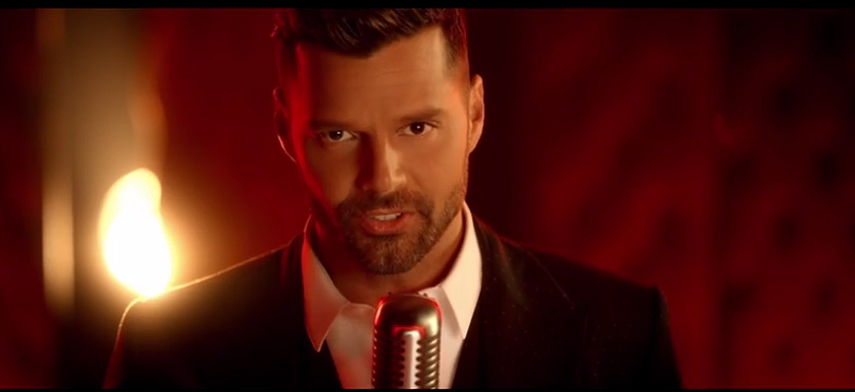 Ricky Martin derrocha talento en su nuevo video Adiós
