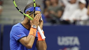 Nadal no pudo ocultar su frustración tras caer en los octavos de final