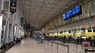 En los próximos tres años, se espera que los cárteles de drogas mexicanos amplíen su presencia en Canadá al reclutar trabajadores locales de aeropuertos y puertos con lazos con México