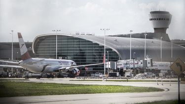 El aeropuerto de Miami es el segundo en importancia para el transporte de la industria farmacéutica, según la Asociación Internacional de Transporte Aéreo (IATA), y el primero es Bruselas