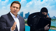 El gobernador Ron DeSantis y un actor simulando un robo