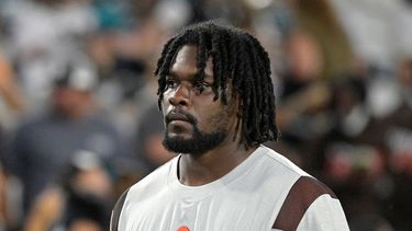 En el 2019, Milik McDowell enfrentó cargos por conducir bajo el influjo, obstrucción de justicia, y agredir a un oficial de policía. Dos meses más tarde, fue encontrado en posesión de un vehículo robado, lo que llevó a otro cargo por recibir y esconder propiedad robada. Todo en Florida