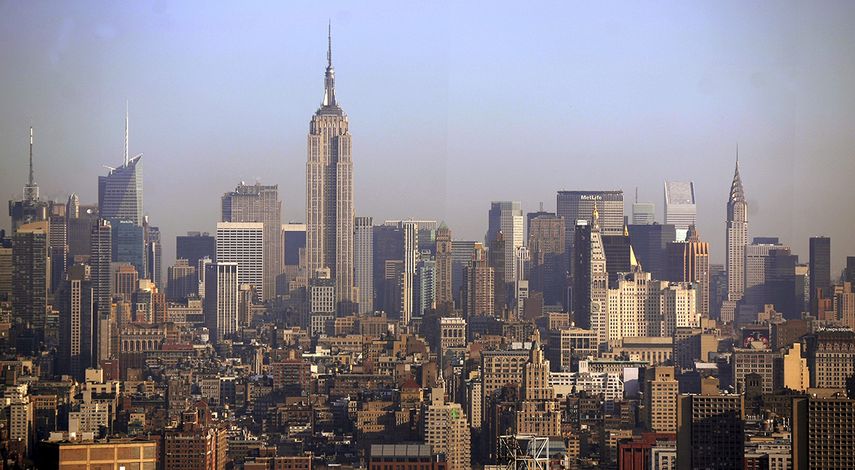 Tener acceso a las listas federales de vigilancia de sospechosos de terrorismo, en las que están incluidos aquellos a los que se prohíbe volar, ayudaría a cerrar la brecha terrorista al prevenir que puedan comprar armas de forma legal, según el senad