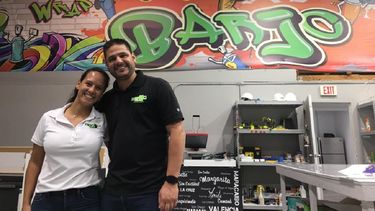 Normi Barreto y Renny Gamez, propietarios de Barjo Printing. Normi Barreto y Renny Gamez, propietarios de Barjo Printing.