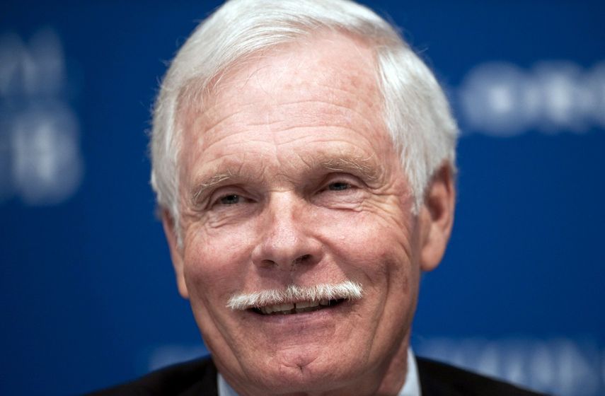 El fundador de CNN y presidente de Ted Turner Enterprises, Ted Turner, durante un debate sobre política energética estadounidense con el fundador de BP Capitol, T. Boone Pickens, en el National Press Club de Washington el 19 de abril de 2011.