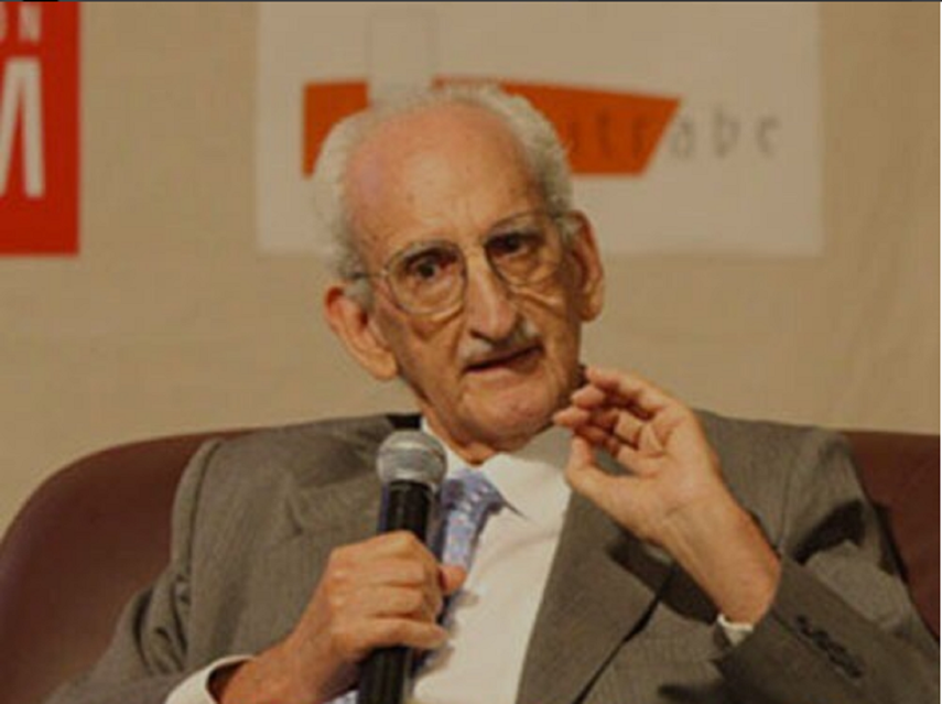 El escritor dominicano Manuel Salvador Gautier.