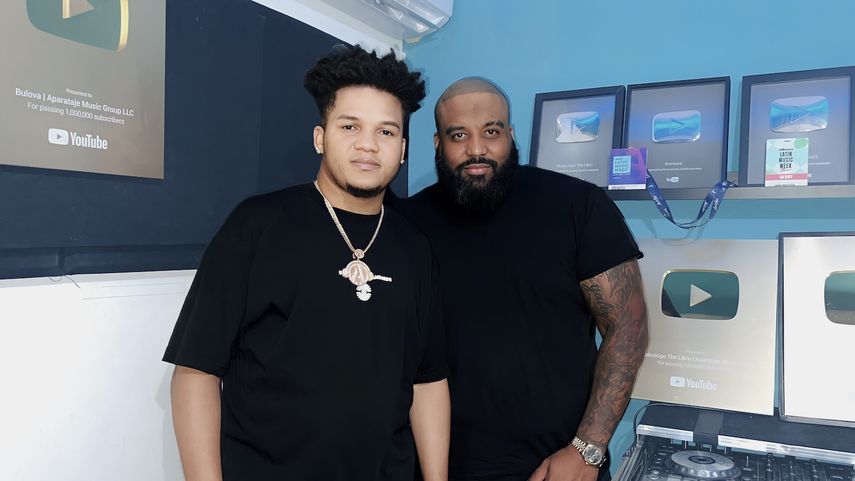 De izquierda a derecha, Jairo Bautista, CEO de Aparataje Distribution, y Max Escobar, al frente de marketing y A&R.&nbsp;