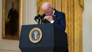 El presidente Joe Biden en conferencia sobre los trágicos atentados en Kabul.