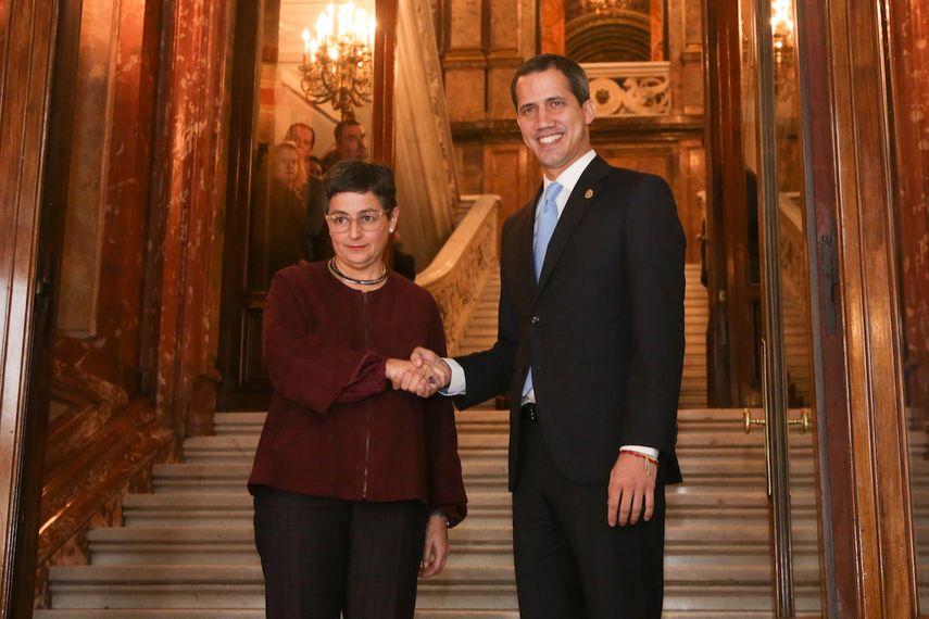&nbsp;El presidente encargado de Venezuela, Juan Guaid&oacute; , se re&uacute;ne con la ministra de Asuntos Exteriores, UE y Cooperaci&oacute;n, Arancha Gonz&aacute;lez Laya, en Madrid (Espa&ntilde;a) a 25 de enero de 2020.&nbsp;