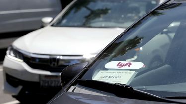 Si usted est&aacute; involucrado en un accidente de Lyft o Uber mientras conduce o es pasajero, en cualquiera de los dos servicios, es importante tomar las medidas correctas para proteger su seguridad y garantizar que est&eacute; preparado para una compensaci&oacute;n justa.
