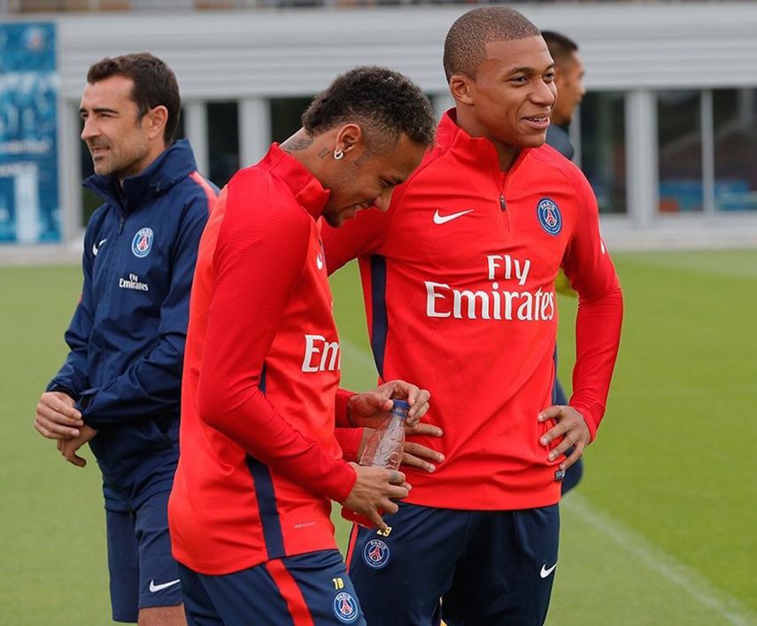 El PSG dio un golpe sobre la mesa al comprar a Neymar por más de 260 millones de dólares.