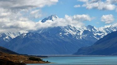 Solo no están sumergidas las islas Norte y Sur de Nueva Zelanda y Nueva Caledonia.