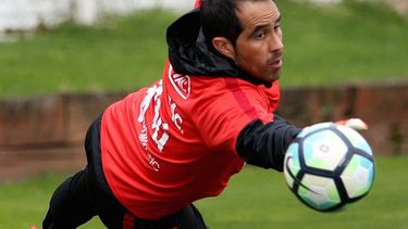 El guardameta no se confía y espera que el combinado austral consiga una victoria para asegurar su cupo.