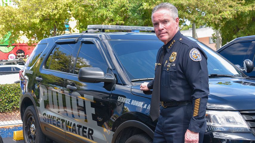 Plácido Díaz, jefe de la Policía de Sweetwater.