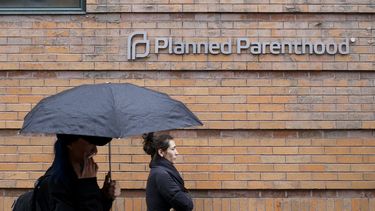 Con el proyecto de Salud del Senado, a las parejas que quieren tener hijos se les podría dificultar encontrar atención materna y del parto.