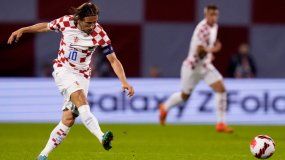 El volante croata Luka Modric durante el partido contra Dinamarca por la Liga de las Naciones, el 22 de septiembre de 2022, en Zagreb. 