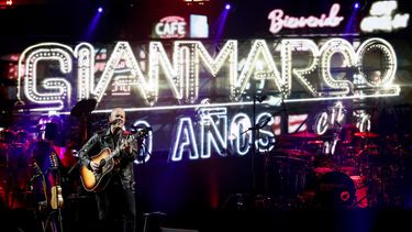 El cantautor peruano Gian Marco celebra 30 años de carrera artística.