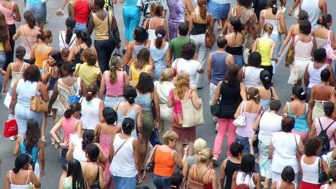Organizaciones comunitarias y fundaciones sin fines de lucro suelen convocar a caminatas para recaudar fondos.