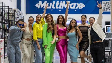 Los influencers de Multimax son la imagen del futuro tecnológico. 