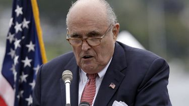 El abogado personal de Donald Trump, Rudy Giuliani, hizo énfasis hoy el desafío legal de la campaña del presidente contra los resultados de las elecciones de 2020