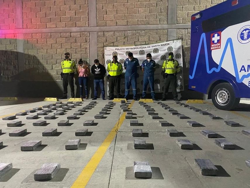 cargamento de 120 kilos de coca&iacute;na en una ambulancia falsa en Colombia.